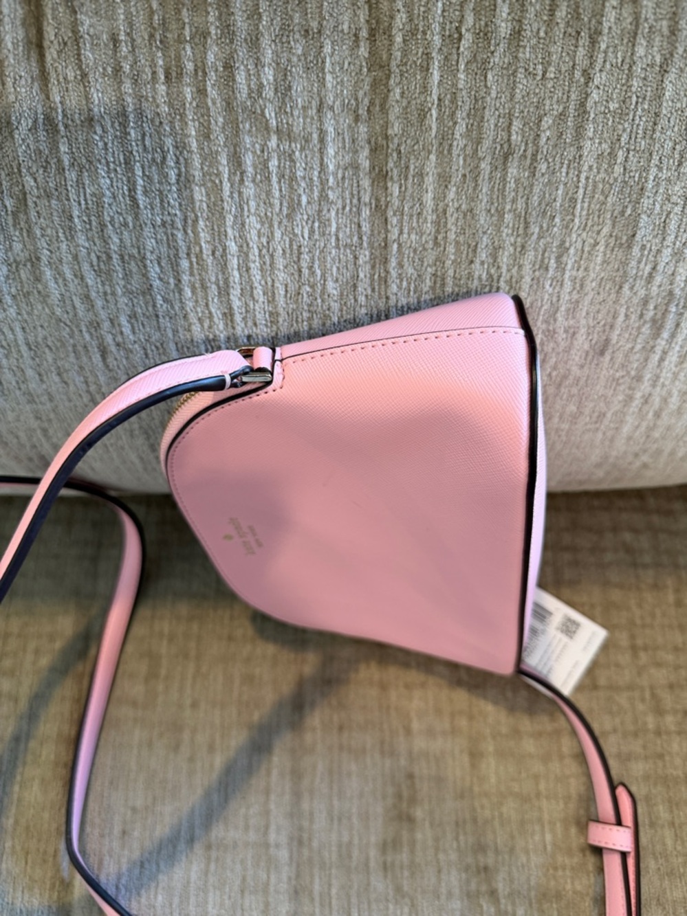 Kate Spade Pink small domed Crossbody Crossbody Bag Saffiano 7 1/2 by 6 new - Picture 7 of 12